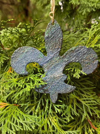 Fleur de Lis Metal Ornament